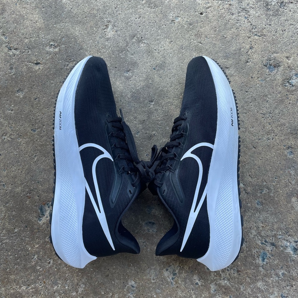 Men's Nike Air Zoom Pegasus 39 size 8